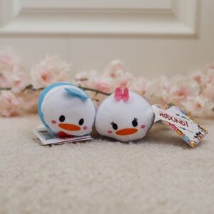 Donald and Daisy Mini Tsum Tsum Plush (Comes with Both)